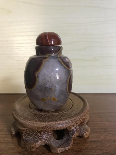 古玩雜項天然瑪瑙鼻煙壺拍賣，當前價格700元