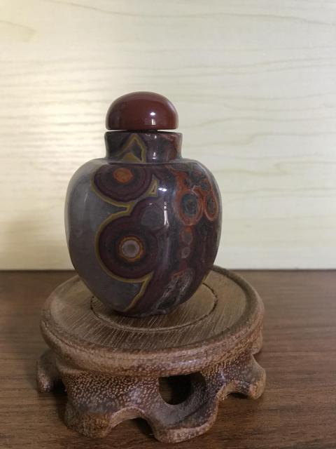 古玩雜項天然瑪瑙鼻煙壺拍賣，當前價格700元