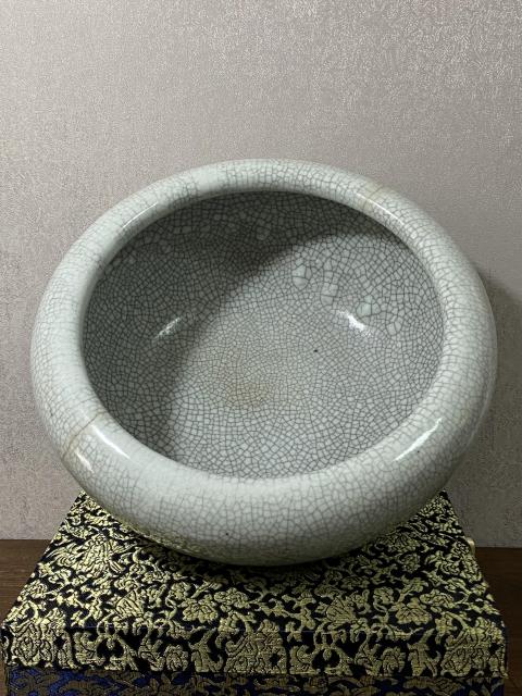 古玩陶瓷乾隆哥釉缽式爐拍賣，當前價格3888元