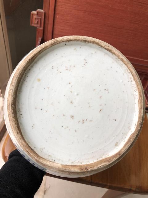 古玩陶瓷清道光如意披肩紋纏枝花卉罐拍賣,當(dāng)前價(jià)格888元