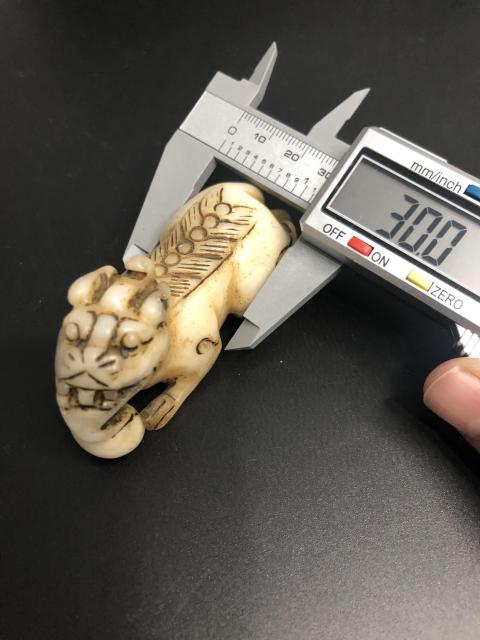 古玩玉器白玉石瑞獸擺件拍賣，當前價格88元