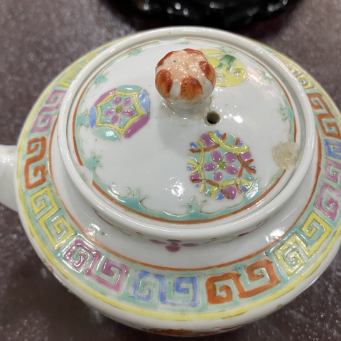 古玩陶瓷清末民初粉彩壺拍賣，當前價格1588元