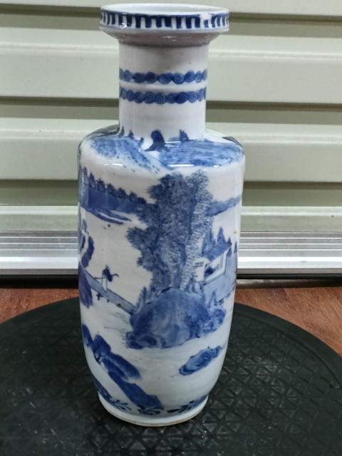 古玩陶瓷晚清青花山水人物紋棒槌瓶拍賣,當(dāng)前價(jià)格16800元