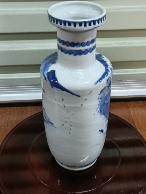 古玩陶瓷晚清青花山水人物紋棒槌瓶拍賣,當(dāng)前價(jià)格16800元