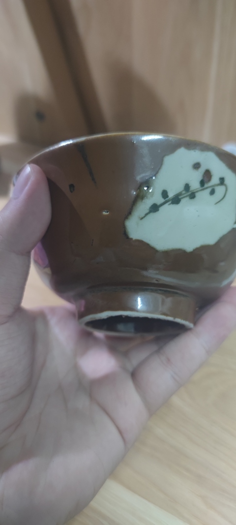 古玩陶瓷民國.紫金釉開窗彩繪花卉紋茶碗拍賣,當前價格99元