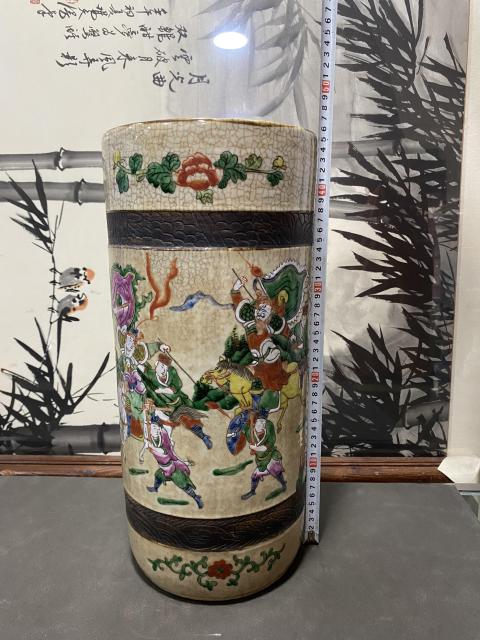 古玩陶瓷清代仿哥釉粉彩刀馬人物紋大卷筒拍賣，當前價格9999元