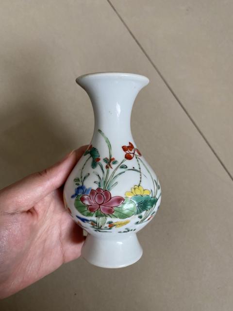 古玩陶瓷康熙雍正·粉刺滿嬌池琵琶瓶·傳世拍賣，當前價格6000元