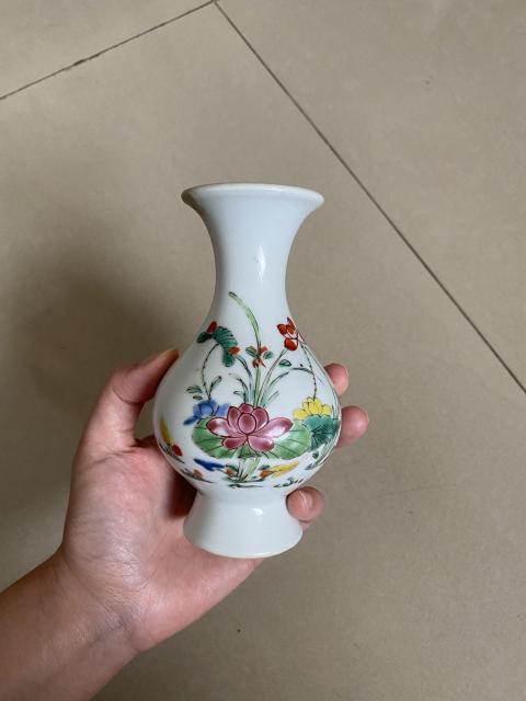 古玩陶瓷康熙雍正·粉刺滿嬌池琵琶瓶·傳世拍賣，當前價格6000元