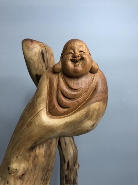 古玩雜項現代崖柏根雕造像作品拍賣，當前價格99元