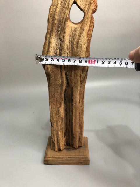 古玩雜項現代崖柏根雕造像藝術作品拍賣，當前價格138元