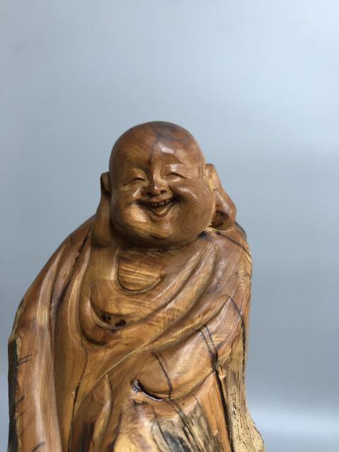 古玩雜項現代根雕精美造像藝術作品拍賣，當前價格99元