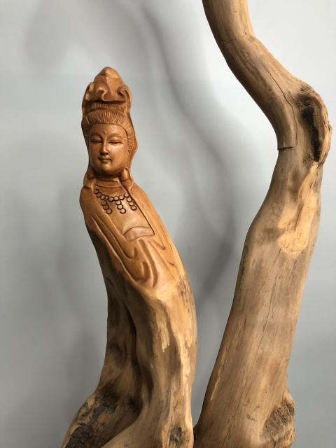 古玩雜項現(xiàn)代根雕造像作品拍賣，當(dāng)前價格199元