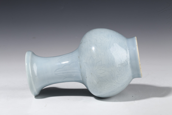 古玩陶瓷天藍釉盤口瓶真品鑒賞圖