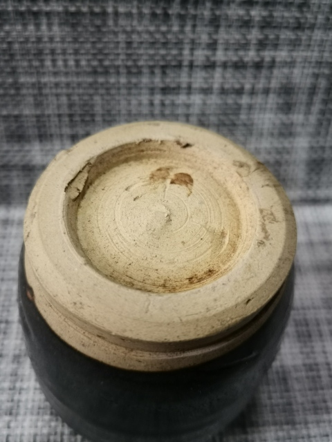 古玩陶瓷明代磁州窯黑釉罐拍賣，當前價格444元