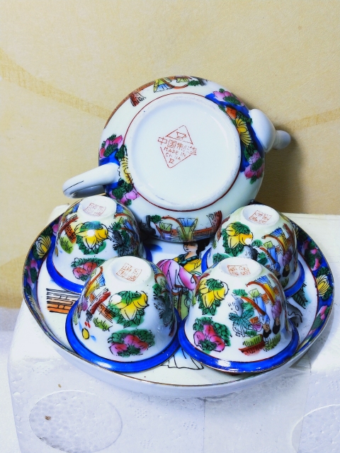 古玩陶瓷貼花彩瓷茶杯拍賣,當前價格299元