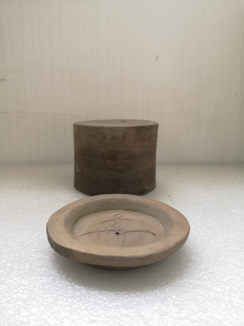 古玩陶瓷民國刻花蘆雁紋蛐蛐陶罐拍賣，當(dāng)前價格480元