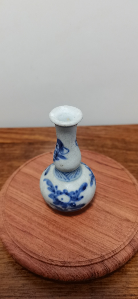 古玩陶瓷康熙青花花卉紋葫蘆瓶拍賣,當前價格1800元