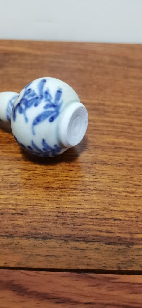 古玩陶瓷康熙青花花卉紋葫蘆瓶拍賣,當前價格1800元