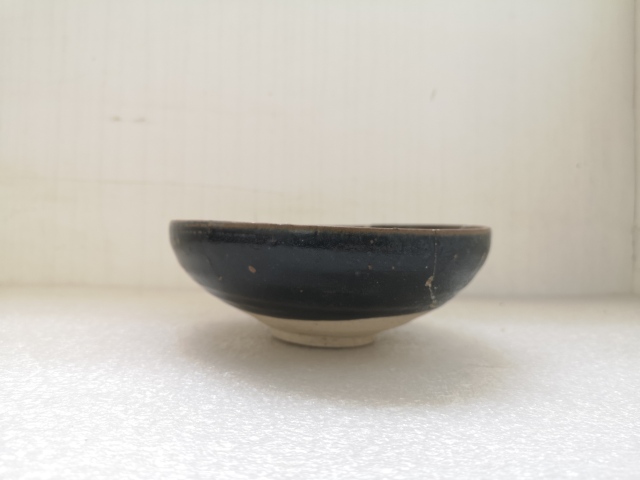 古玩陶瓷金元黑釉澀圈圈足疊燒工藝碗拍賣,當前價格350元