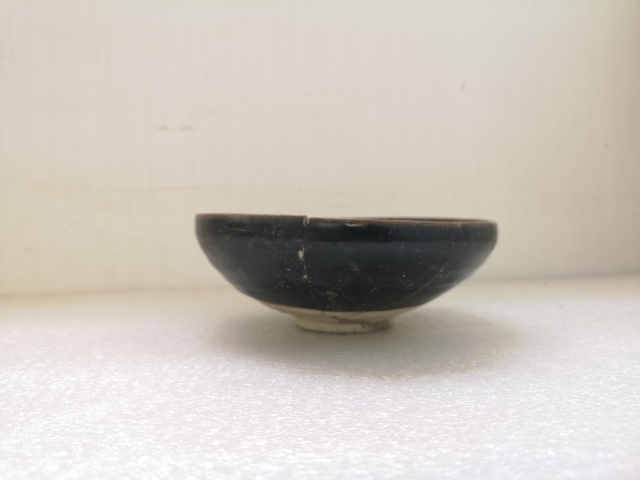古玩陶瓷金元黑釉澀圈圈足疊燒工藝碗拍賣,當前價格350元