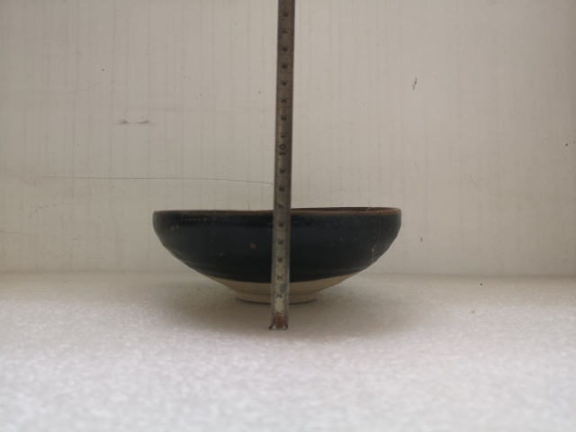 古玩陶瓷金元黑釉澀圈圈足疊燒工藝碗拍賣,當前價格350元