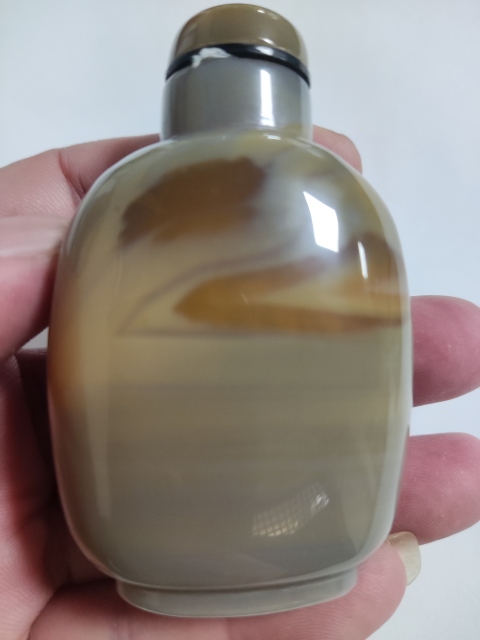 古玩玉器瑪瑙俏色巧雕鼻煙壺拍賣，當前價格1688元