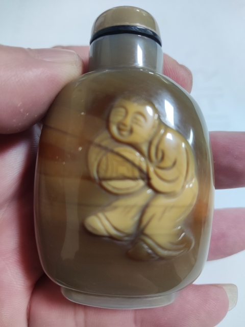 古玩玉器瑪瑙俏色巧雕鼻煙壺拍賣，當前價格1688元