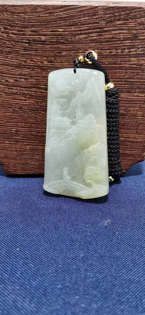 古玩玉器天然冰糯種翡翠山水牌拍賣,當前價格600元