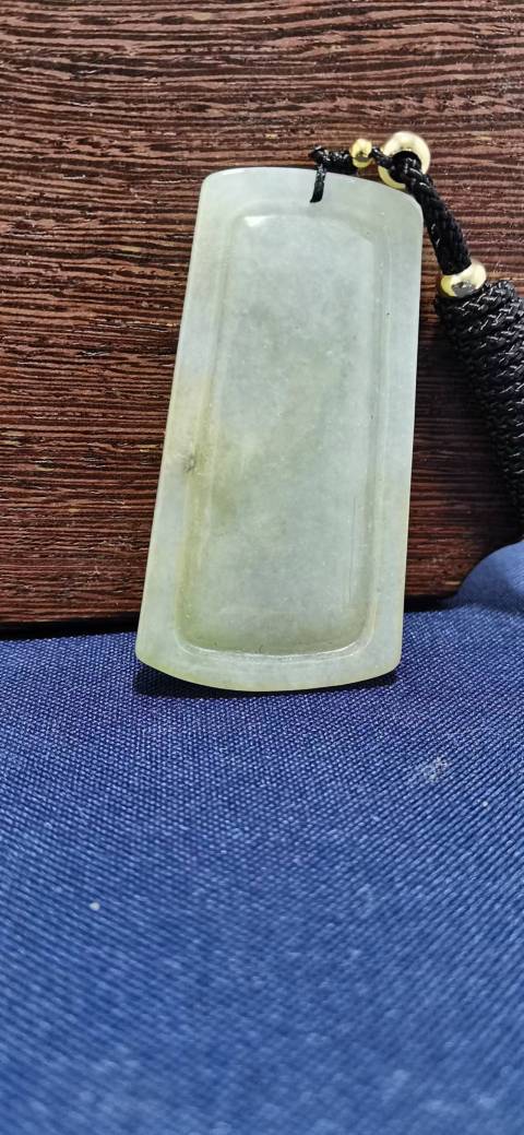 古玩玉器天然冰糯種翡翠山水牌拍賣,當前價格600元