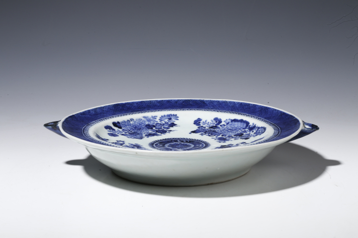 古玩陶瓷青花牡丹八寶紋溫盤拍賣,當(dāng)前價格7800元