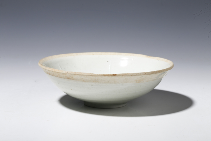 古玩陶瓷影青釉六出筋雙魚(yú)紋碗拍賣(mài)，當(dāng)前價(jià)格5600元