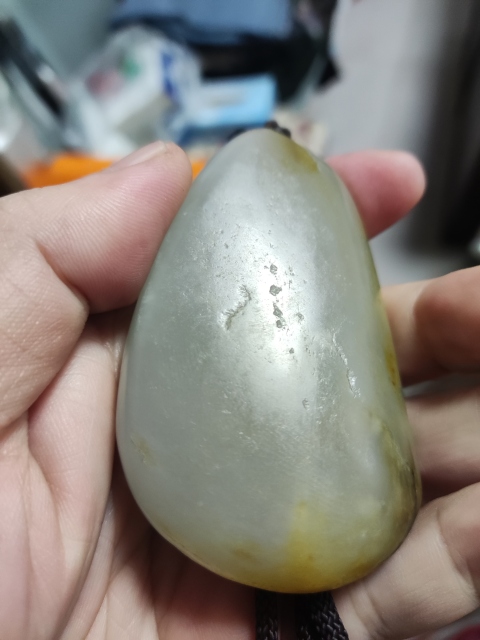 古玩玉器和田籽料名家梁文哲手工雕刻觀音拍賣，當(dāng)前價(jià)格19866元