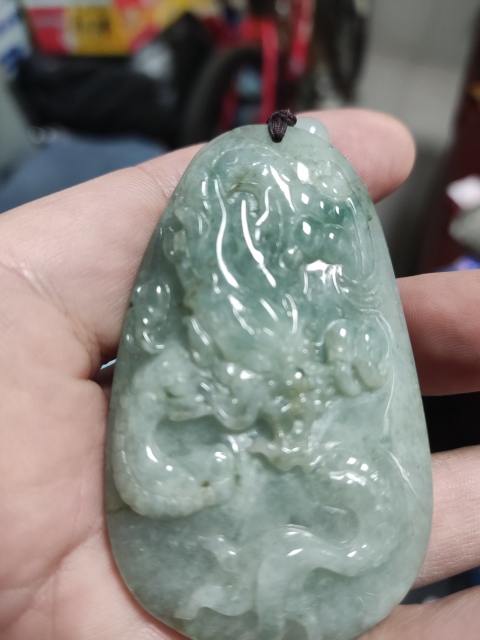 古玩玉器翡翠龍牌子拍賣，當前價格90元