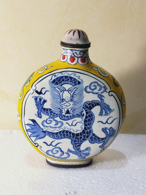 古玩雜項銅胎琺瑯彩鼻煙壺拍賣,當前價格286元