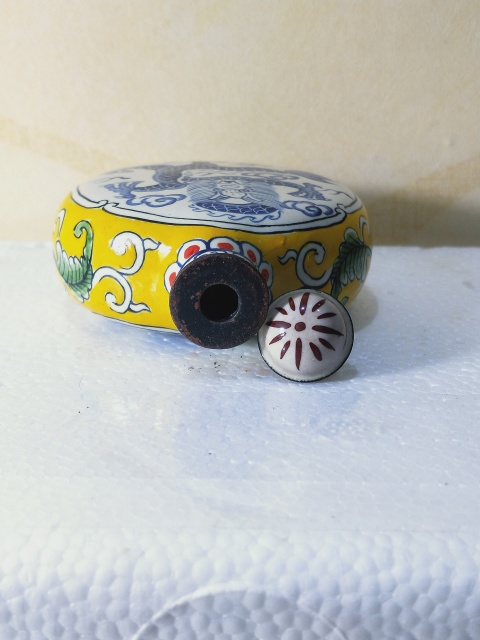 古玩雜項銅胎琺瑯彩鼻煙壺拍賣,當前價格286元
