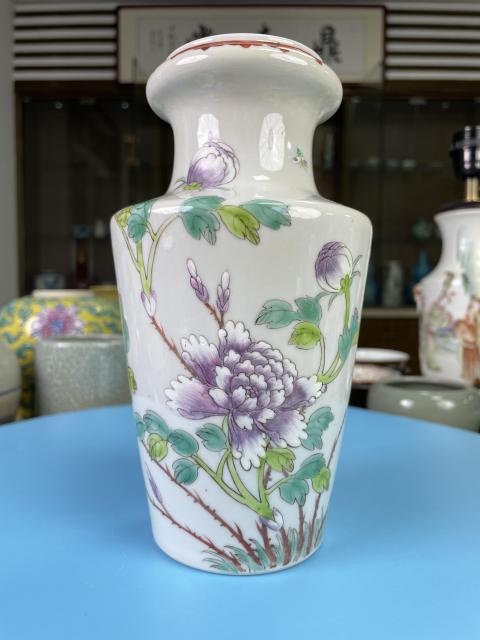 古玩陶瓷民國 精品粉彩花卉紋洗口瓶拍賣，當(dāng)前價(jià)格1550元