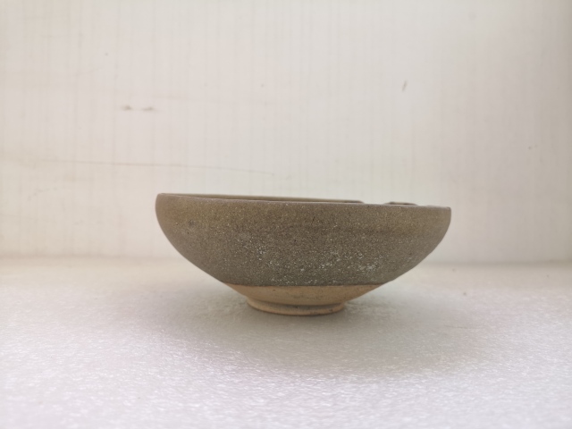 古玩陶瓷元代褐釉碗拍賣,當前價格298元