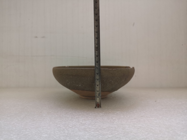 古玩陶瓷元代褐釉碗拍賣,當前價格298元