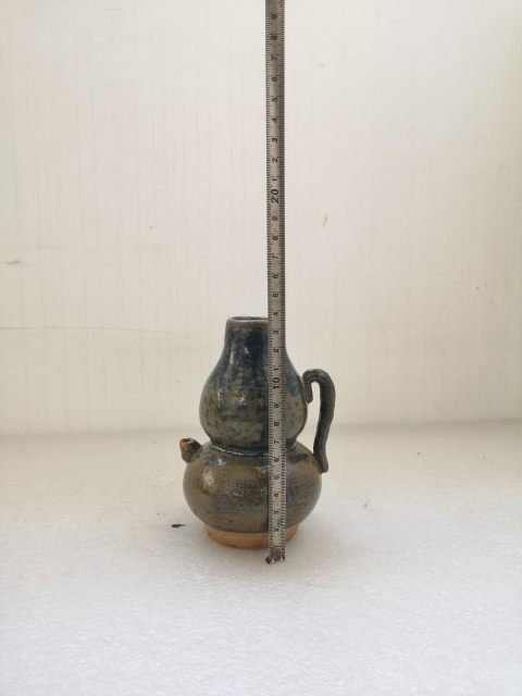 古玩陶瓷清代晚期磁州窯黑褐釉葫蘆型執壺拍賣，當前價格680元