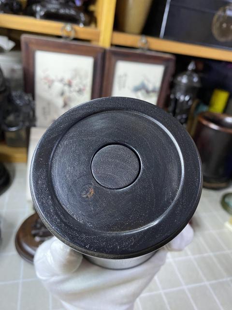 古玩雜項紅木素面筆筒拍賣,當前價格800元