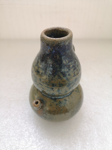 古玩陶瓷清代晚期磁州窯黑褐釉葫蘆型執壺拍賣，當前價格680元