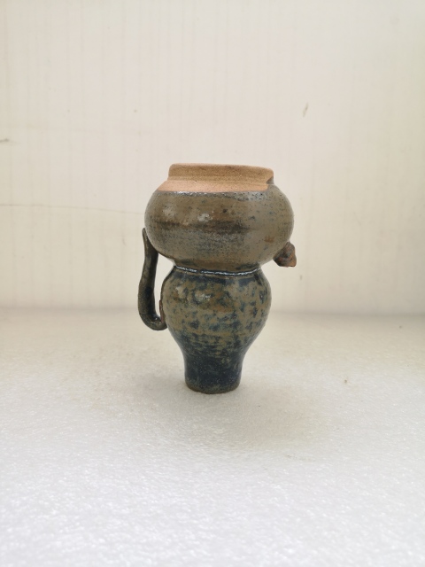 古玩陶瓷清代晚期磁州窯黑褐釉葫蘆型執壺拍賣，當前價格680元