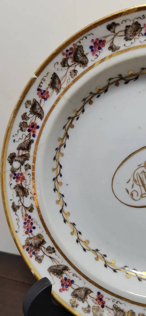 古玩陶瓷清中徽章瓷彩繪盤拍賣，當前價格600元
