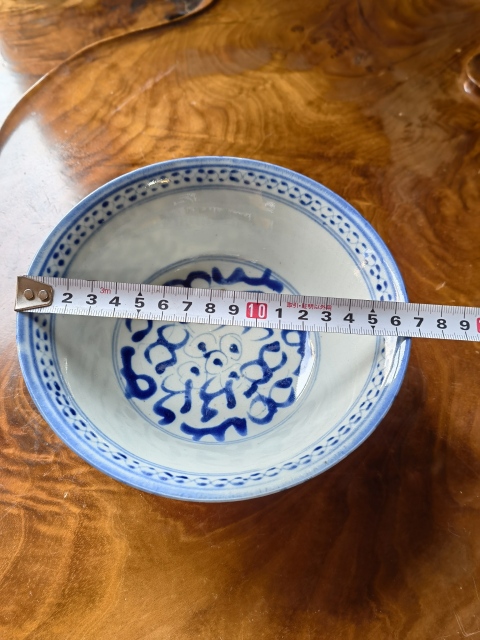 古玩陶瓷清中期·極品青花花卉紋大碗拍賣,當前價格1500元