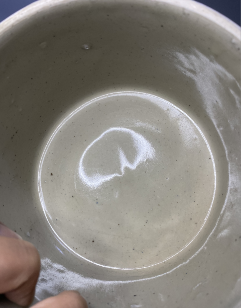 古玩陶瓷（放漏！！文房佳器）民國地方窯青釉玉璧底筆筒拍賣，當前價格199元