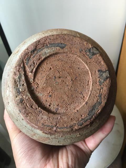 古玩陶瓷南宋螭龍紋堆塑褐釉蓋罐拍賣，當(dāng)前價(jià)格850元