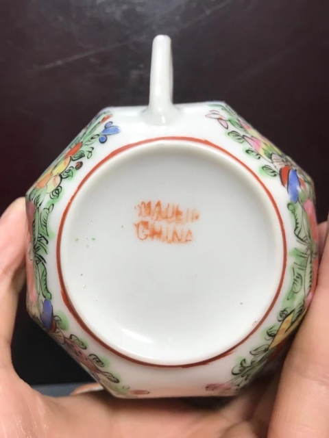古玩陶瓷民國.廣彩壽紋八方杯盤拍賣,當前價格1180元