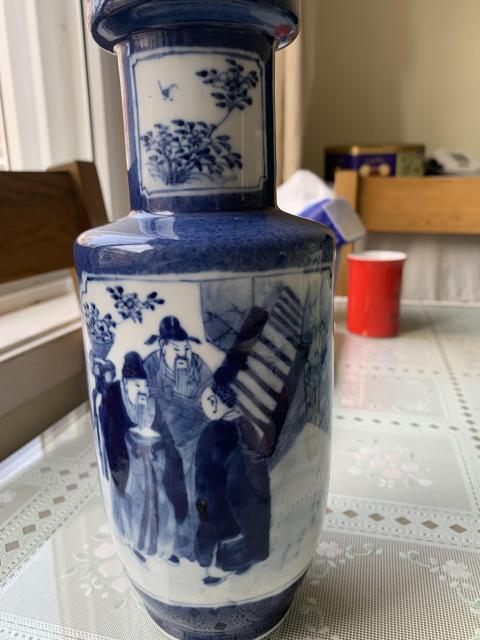 古玩陶瓷晚清灑藍釉開窗青花人物故事紋棒槌瓶拍賣，當前價格8900元