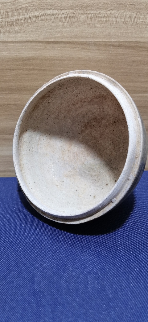 古玩陶瓷青花花卉紋蓋罐拍賣,當前價格5600元