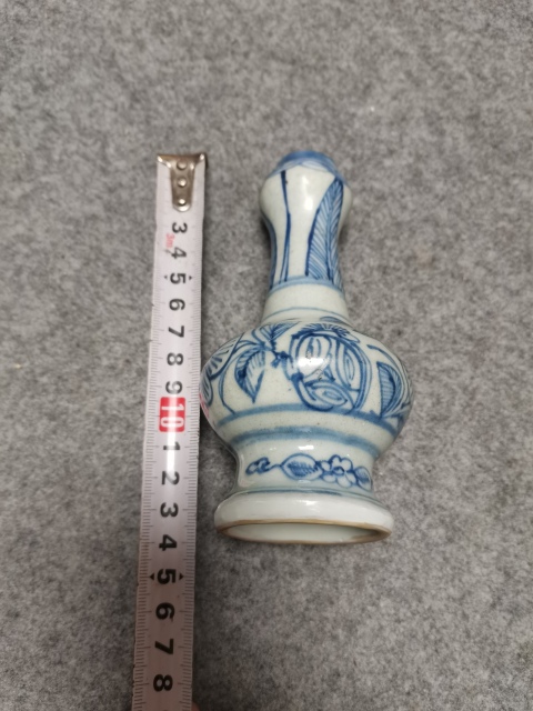 古玩陶瓷明代青花花卉紋蒜頭瓶拍賣,當前價格2500元
